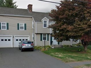 242 W Hill Rd, Newington, CT 06111