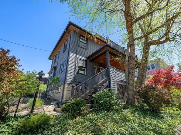 15 Bailey St, Somerville, MA 02144