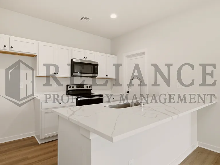 202 N Gowen St — Photo 24