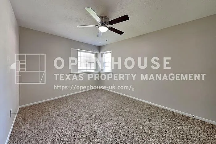 1954 Round Spring Dr — Photo 14