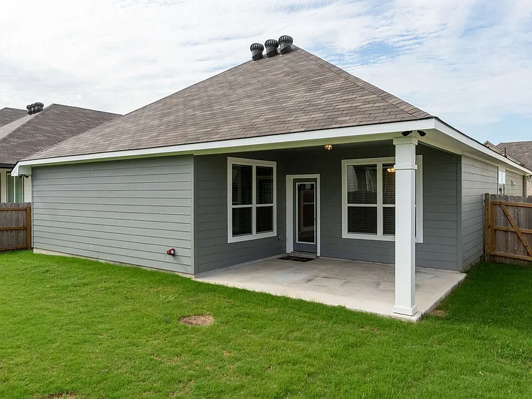7828 Krenek Tap Dr — Photo 15