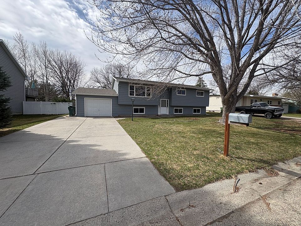 1st image of 1502 Patricia Ln
