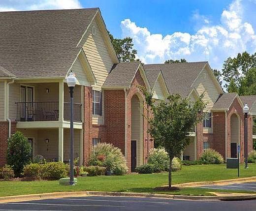 2nd image of 100 Chapel Lakes Dr #1651882