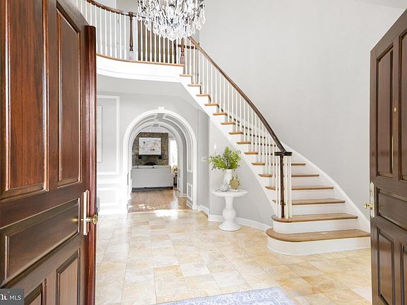 5th image of 13813 Hidden Glen Ln