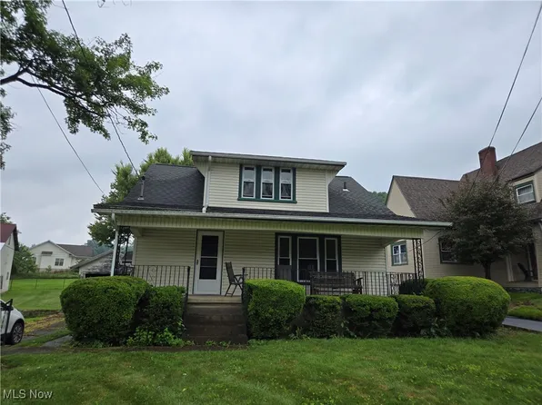 898 E Jackson St, Millersburg, OH 44654