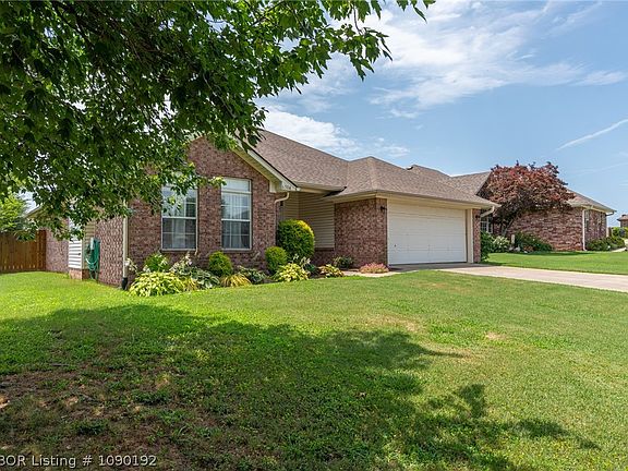 4th image of 6304 Parkfront Dr