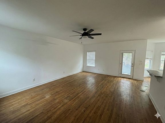 2nd image of 1433 E Broad St