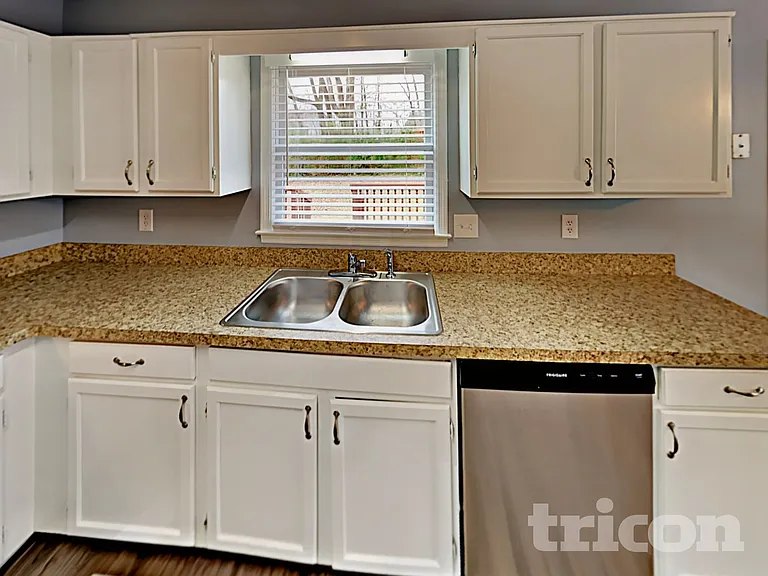 4860 Country Cove Way — Photo 6