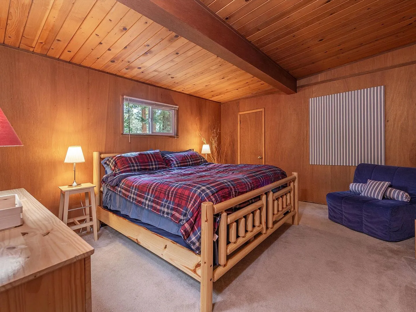 Ski Lease: Economical Cabin Close To Bus Line, Shops & Beach! — Photo 1