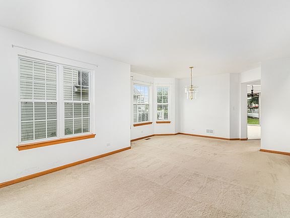 3rd image of 4360 Barharbor Dr