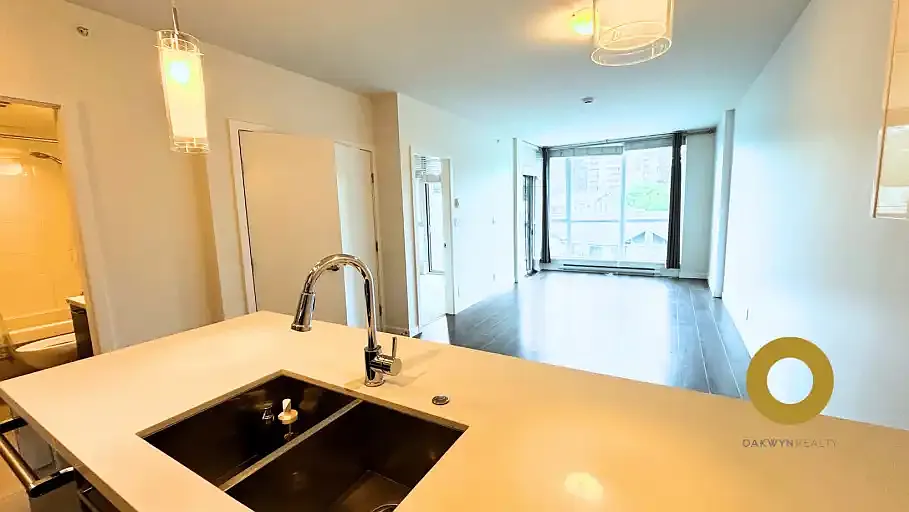 1 bed, 1.0 bath, 634 sqft, $2,100 — Photo 4