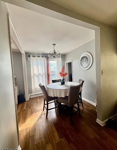 15 Hayes Ave — Photo 2