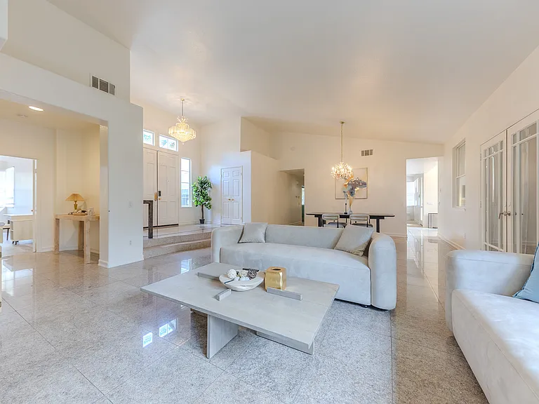 3012 Cordova Ct — Photo 11