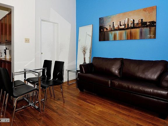 4th image of 810 Lexington Ave APT 3F