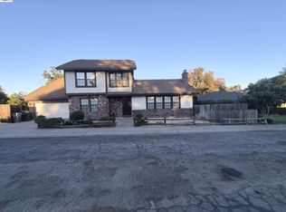 2030 Edgewater Rd, Sacramento, CA 95815