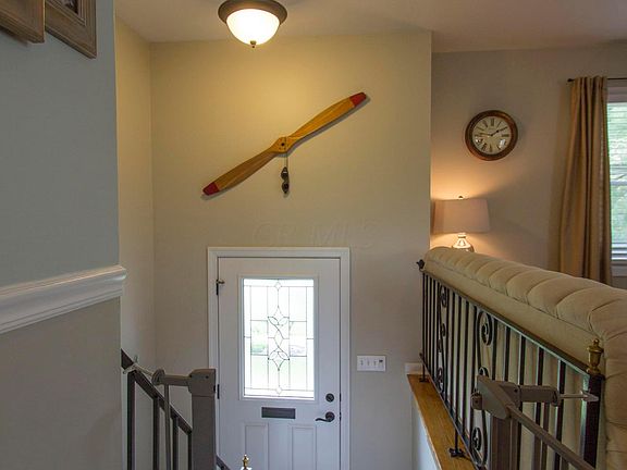 3rd image of 266 Oak Hill Dr