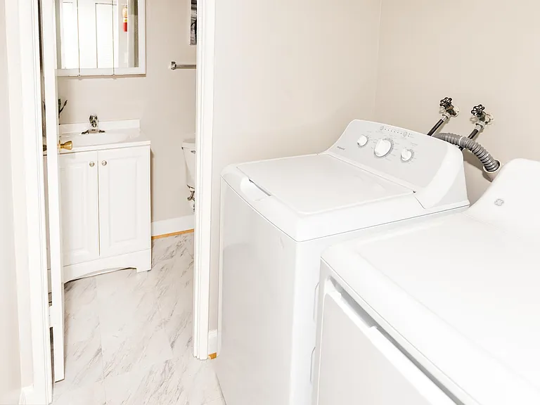Washer/Dryer Machine