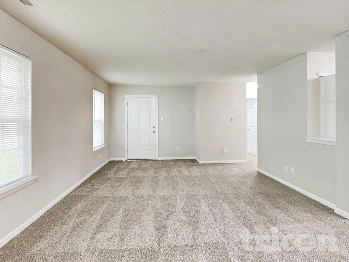 Building Photo - 10893 Glenayr Dr