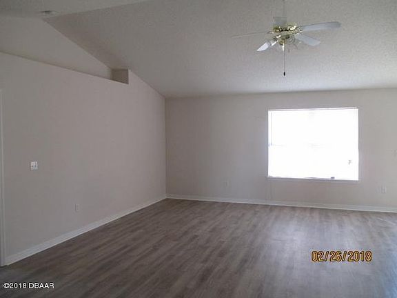 2nd image of 4 Wood Arbor Ln