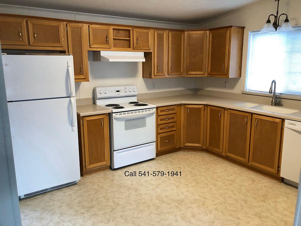 2nd image of 2030 W 13th Ave
