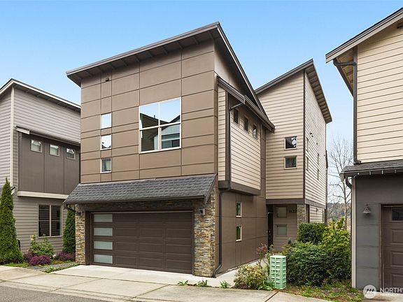 3rd image of 16329 Main View Lane NE