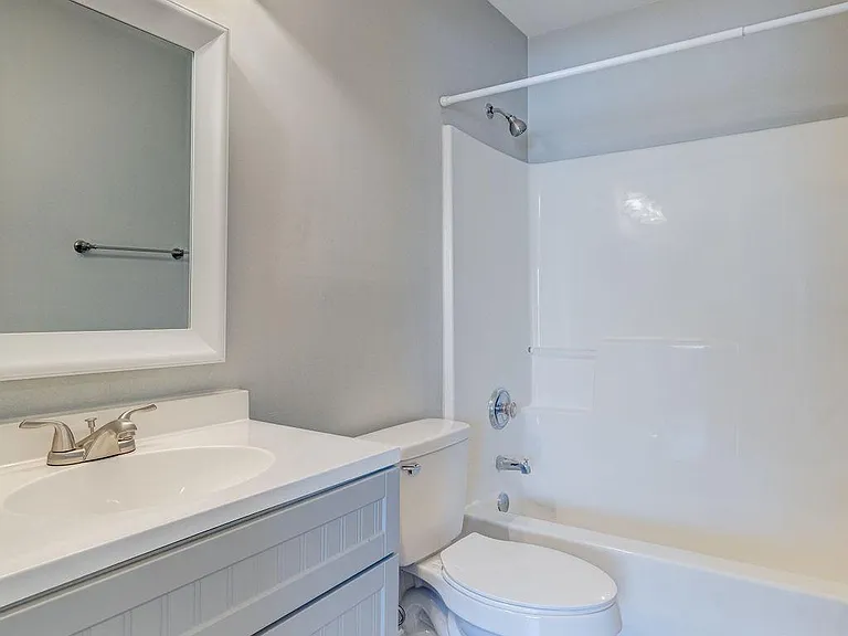 305 Hixon Pl — Photo 38