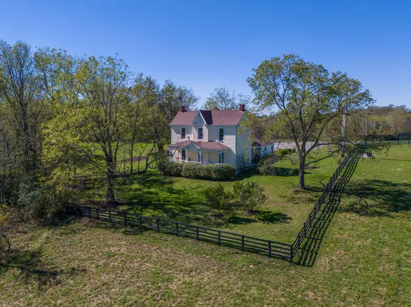 277 Steele Rd, Paris, KY 40361