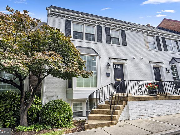 2nd image of 6726 Towne Lane Ct