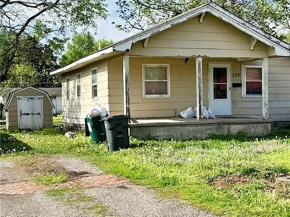 302 E Rose St, Pittsburg, KS 66762