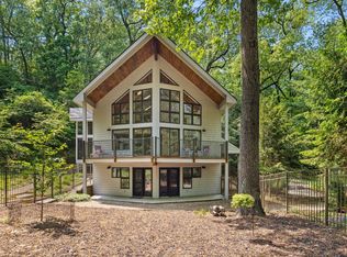 34 S Merrivale Ave, Beverly Shores, IN 46301