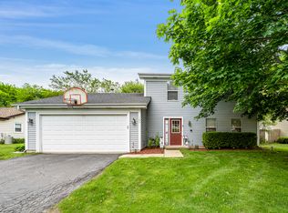 790 Applewood Ln, Algonquin, IL