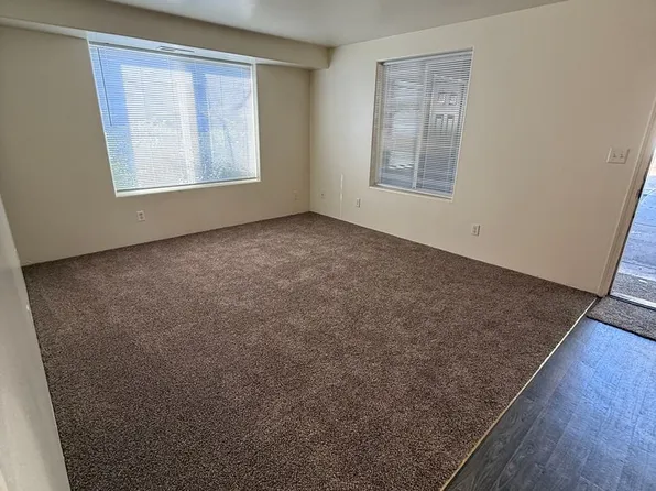 756 N Riverside Ave, 756 N Riverside Ave #4, Medford, OR 97501