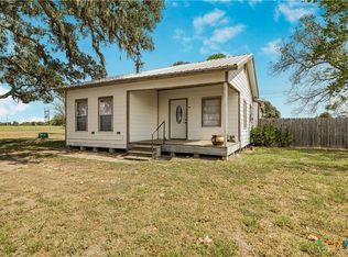 4526 State Highway 111 E, Yoakum, TX 77995