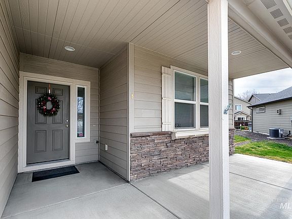 2nd image of 10226 W Shelborne Dr