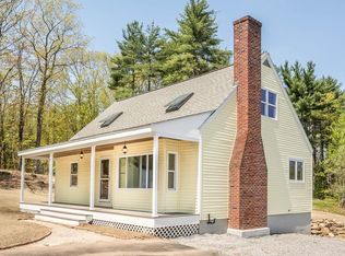 107 South Rd, Pepperell, MA 01463