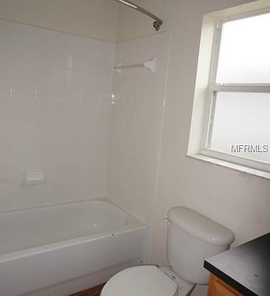 5th image of 2823 Stonewood Cir
