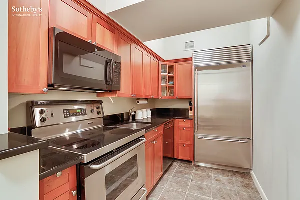 Sold by Sotheby's International Realty | media 5