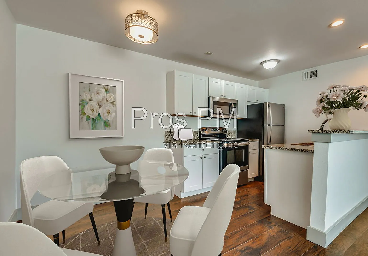 1 bed, 1.0 bath, 606 sqft, $999 — Photo 4
