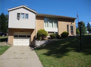 11761 McKee Rd, North Huntingdon, PA 15642