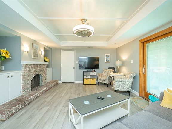 4th image of 4818 Pommel Pl
