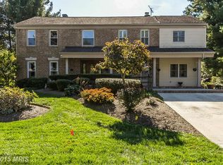 2413 Blue Valley Dr, Silver Spring, MD 20904