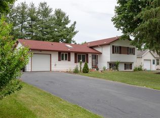 227 Gate House Trl, Henrietta, NY 14467