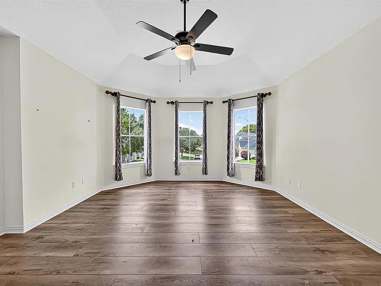 1803 Cottage Landing Ln — Photo 24