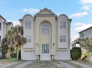 24 Sandy Lane, Surf City, NC 28445