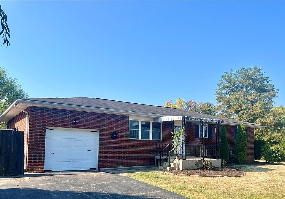 1st image of 118 Pineview Dr