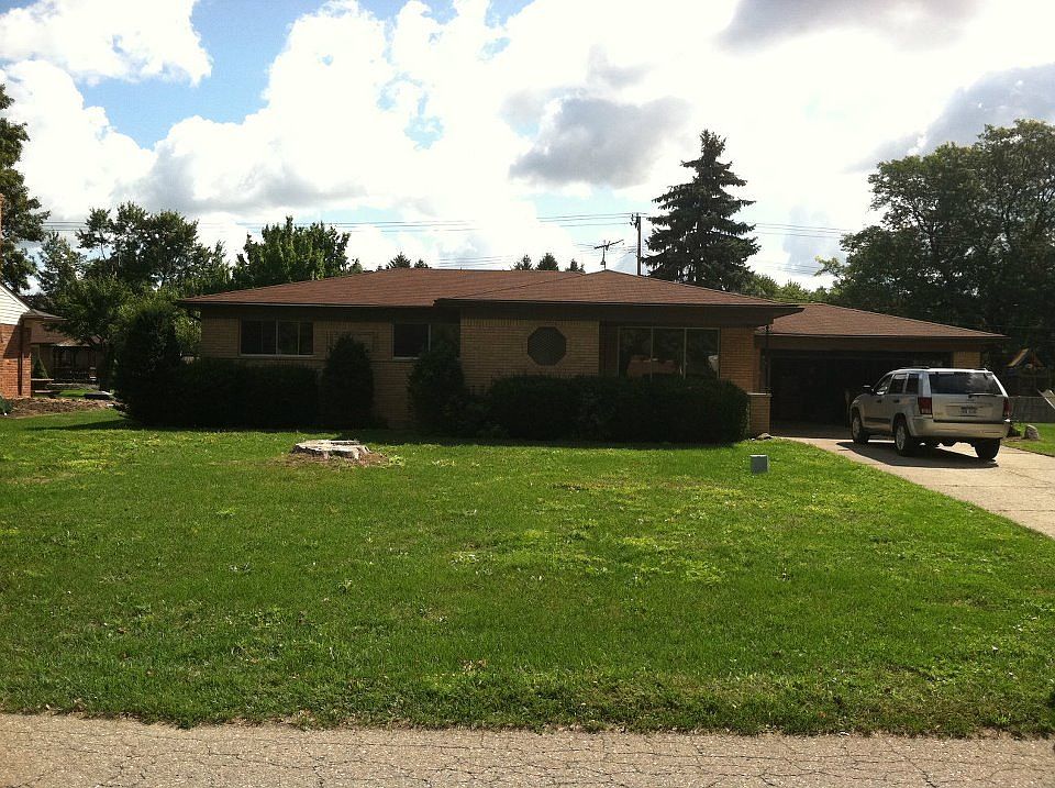 1st image of 53568 Franklin Dr