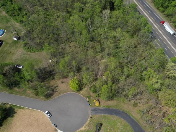 146 Winding Way, Woolwich Township, NJ 08085