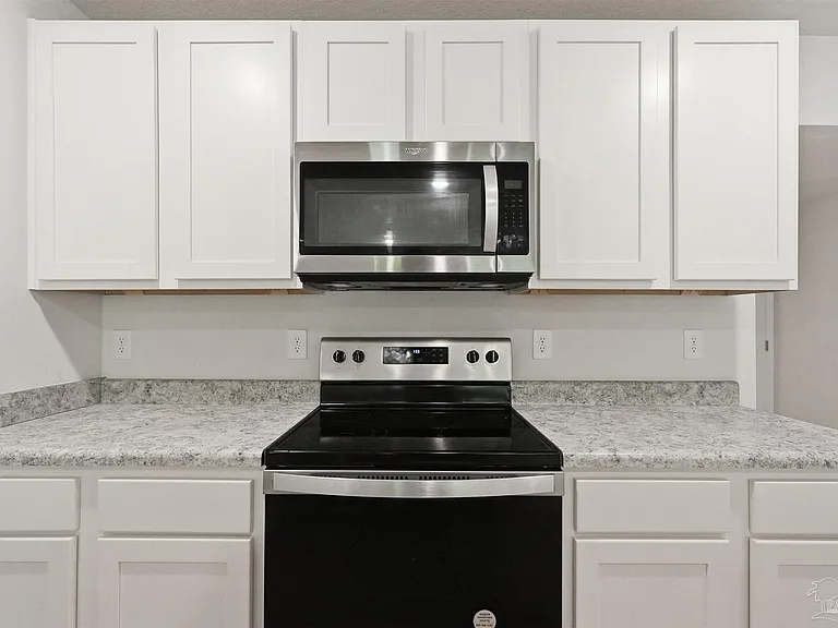 5367 Peach Dr — Photo 24