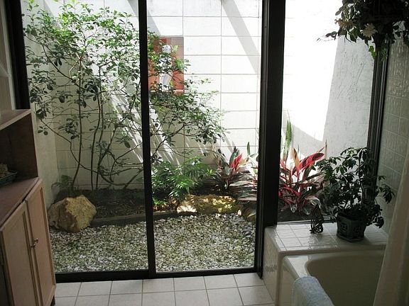 Master Bath Atrium
