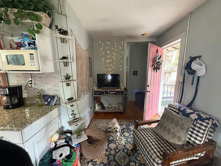 66 Folly Road Blvd — Photo 3
